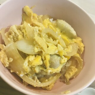 簡単♬新玉ねぎの親子丼